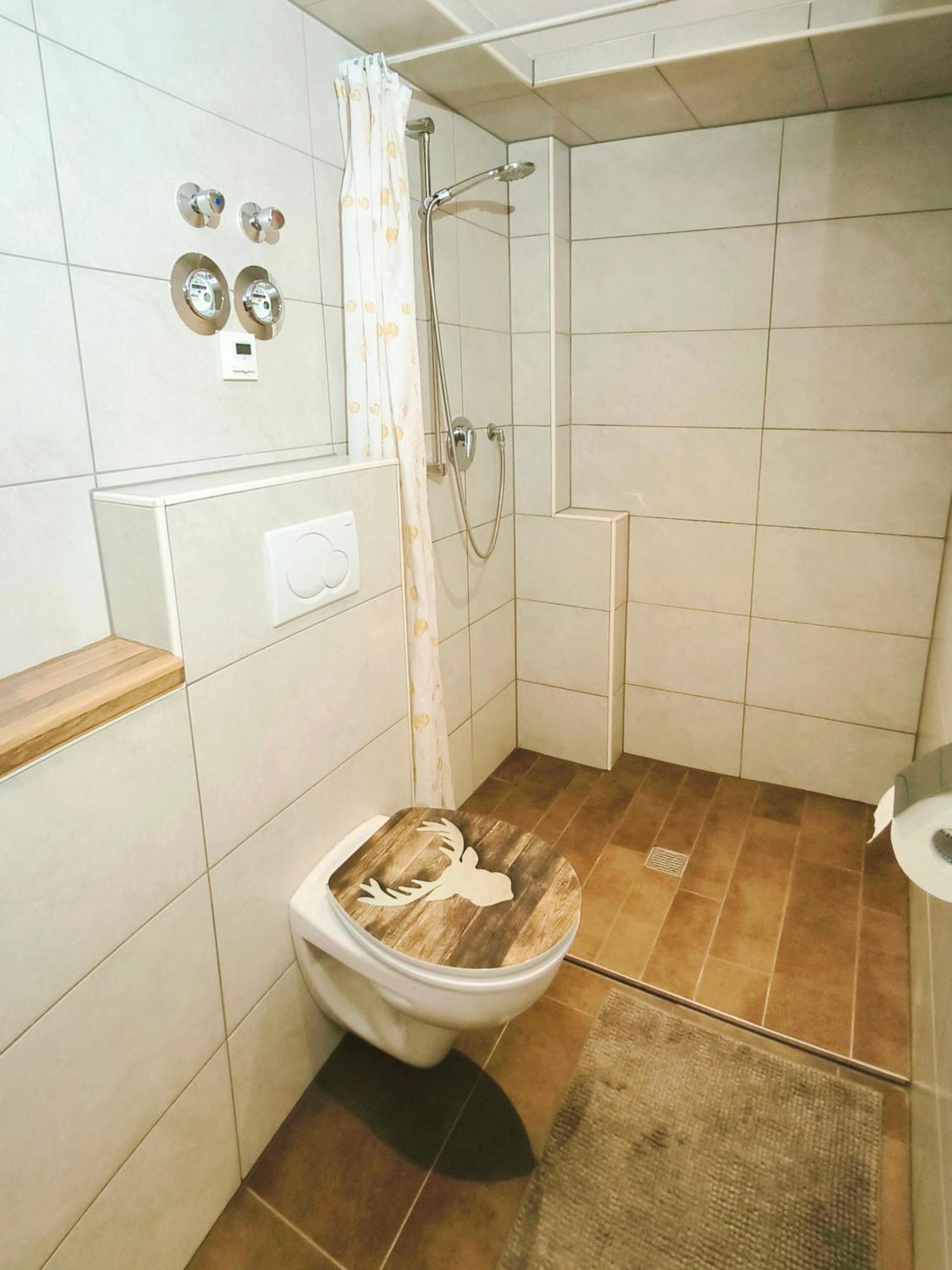 Ferienwohnung Zwischen Weinheim Und Hemsbach Esterno foto